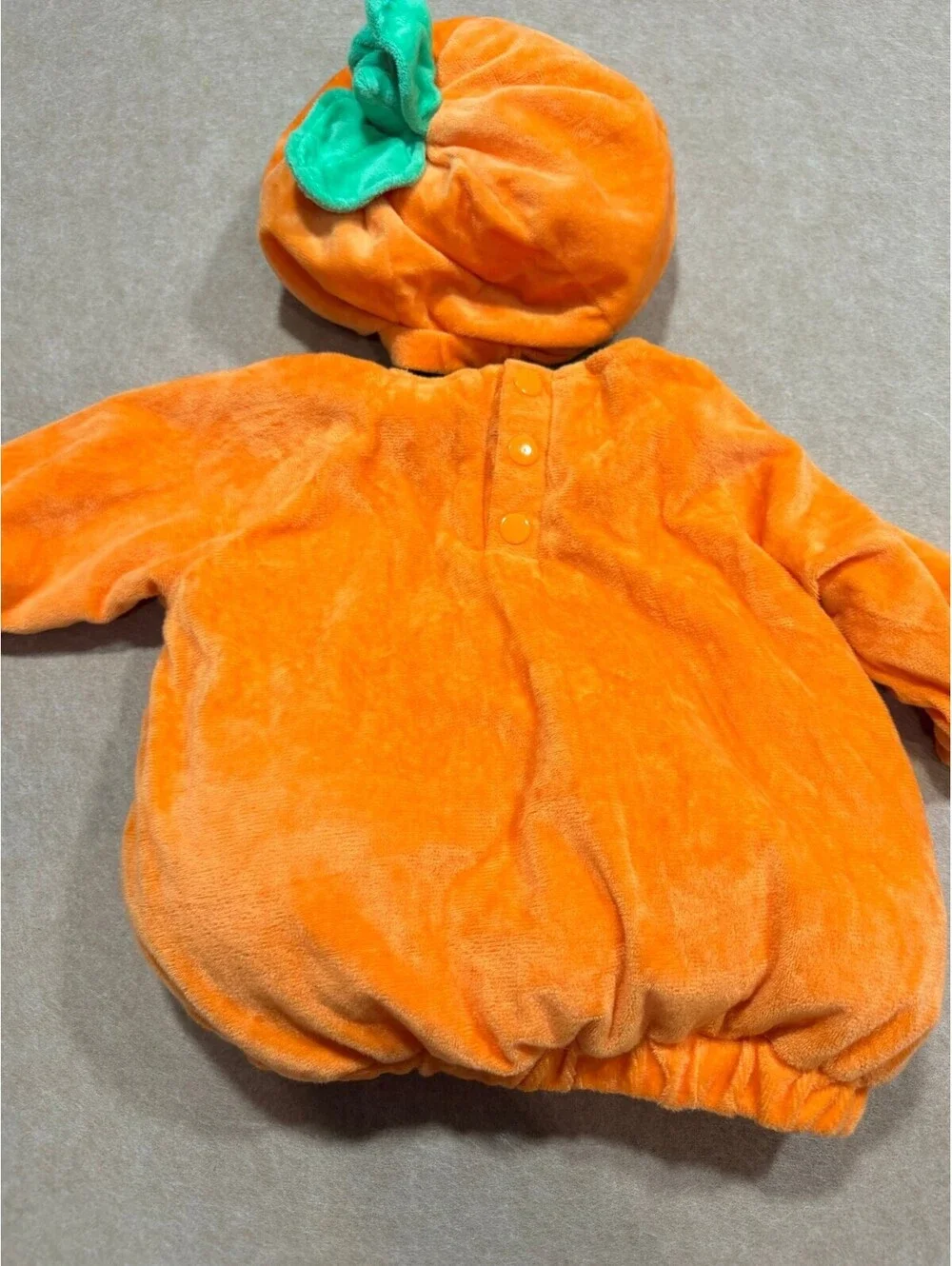 Target Baby pumpkin Halloween cosplay costume with hat 0-6month